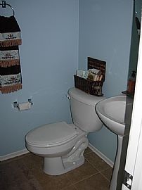 Beautiful, Immaculate, Well Kept Home in Victorville, CA (Photo 5 of 6)