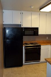 Awesome 3 BR Condo with Custom Interior Paint in Antioch, CA (Photo 2 of 6)