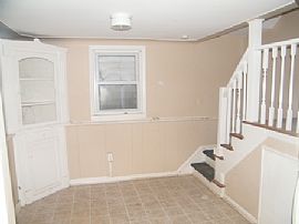 Nice 3 Bedroom Home with Wood Floors in Center Line, MI