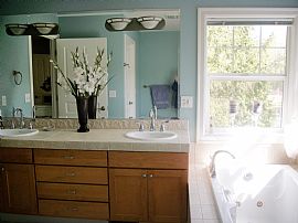 Fantastic 3 Bedroom Home -  A Lake Marcel Waterfront Beauty!! in Carnation, WA (Photo 7 of 8)