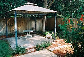 Beautiful Home in Fantastic Location in Maitland, FL (Photo 2 of 8)