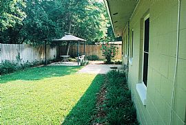 Beautiful Home in Fantastic Location in Maitland, FL (Photo 3 of 8)