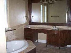 Lovely Reduced 4 BR Custom Home with 4,002 Sq. Ft.  in Boyd, TX (Photo 3 of 3)