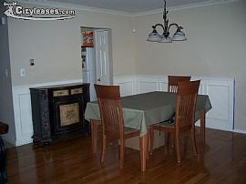 2 Bedroom Condo in Farmington Hills in Farmington Hills, MI (Photo 2 of 10)