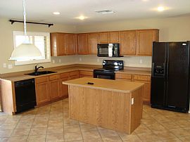 3 BR, 2.5 BA Former Model Home -  Seller Will Finance in Maricopa, AZ (Photo 3 of 4)