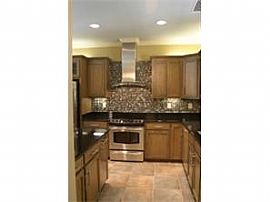 Appealing 1 Bedroom Apartment with Big Living Room! in New York, NY (Photo 4 of 4)