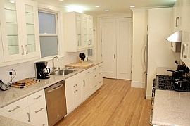 Gorgeous and Newly Renovated Spacious 2 BR Home in San Francisco, CA (Photo 5 of 7)