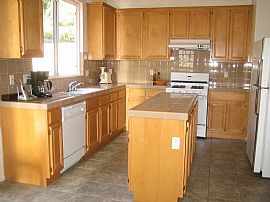 Private 4 Bedroom with Loft Near Galster Park in West Covina, CA (Photo 6 of 12)