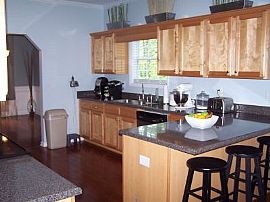 Beautiful 4/2.5 Home Near Six Flags! in Austell, GA (Photo 4 of 10)