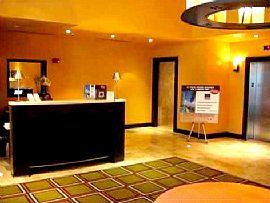 Great 2 BR, 2 BA Apartment Just 1 Block Away From Miracle Mile in Coral Gables, FL (Photo 3 of 12)