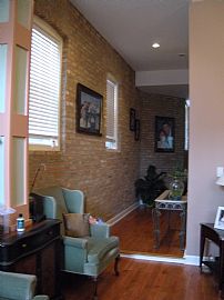 2 Bedroom Home in Bridgeport with Hardwood Floors in Chicago, IL (Photo 3 of 3)