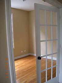 3 Bedroom Apartment with Brand New Appliances in Chicago, IL (Photo 5 of 6)