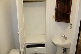 Cool 1 Bedroom Studio Apartment with Hardwood Floors  in Lewiston, ME (Photo 3 of 9)