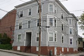 Cool 1 Bedroom Studio Apartment with Hardwood Floors  in Lewiston, ME (Photo 4 of 9)