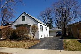 Single Family Home Near Ogden and Williams in Downers Grove, IL