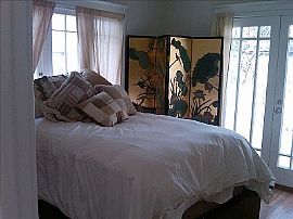 Magnificent 2 Bedroom and 2 Bath - $150 Per Night in Manhattan, NY (Photo 2 of 6)