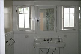 Magnificent 2 Bedroom and 2 Bath - $150 Per Night in Manhattan, NY (Photo 5 of 6)