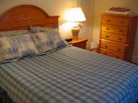 Beautifully Restored 2 BR Row House in Historic Capitol Hill  in Washington, DC (Photo 3 of 6)