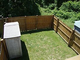 Spacious 2 BR Townhome with Finished Basement in Windsor Mill, MD (Photo 10 of 12)