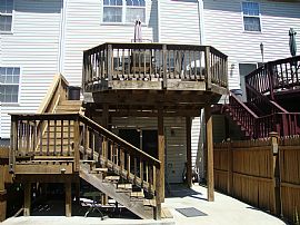 Spacious 2 BR Townhome with Finished Basement in Windsor Mill, MD (Photo 11 of 12)