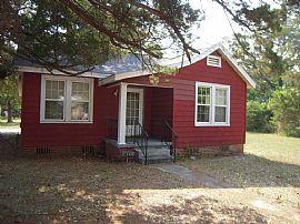 All Electric 2/1 Home Comes with 1/2 Off 1st month's Rent! in Pensacola, FL