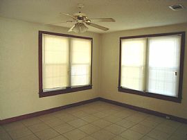 All Electric 2/1 Home Comes with 1/2 Off 1st month's Rent! in Pensacola, FL (Photo 3 of 5)