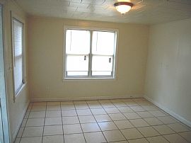 3 BR Home - Minutes to The Bases, Military Discount on Deposit! in Pensacola, FL (Photo 4 of 5)