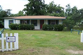 Comfortable Mrytle Grove Home Avail. in July! in Pensacola, FL