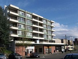 2bed/1bath in Seattle, Pets Ok, W/d, Deck, A/c in Seattle, WA
