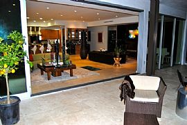 Hollywood Hills Modern Home with Views in West Hollywood, CA (Photo 5 of 12)