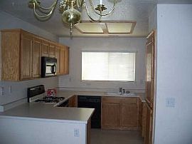 House For Rent in Stockton, CA (Photo 5 of 5)