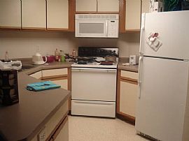 Furnished 2 Bedroom Apartment with 12 Month Lease in Minneapolis, MN