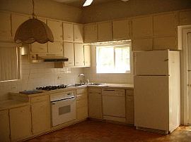 Quiet Neighborhood.. Amazing Deck, Section 8 App in Suffolk, VA (Photo 2 of 5)