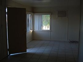 Beatiful Briggs and Lay Duplex in Twentynine Palms, CA (Photo 3 of 4)