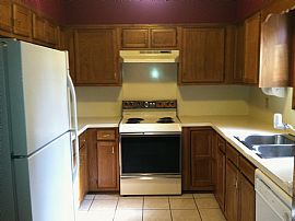 2 Bedroom, 2 Bath Across From Wake Forest University in Winston-Salem, NC (Photo 3 of 6)