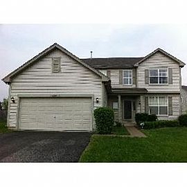 Absolutely Gorgeous 4br 2.5ba Single Family Home in Hainesville, IL