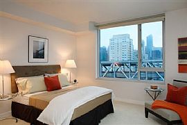 Stunning 2 Bedroom, 2 Bath Home with Unparalleled Views in San Francisco, CA (Photo 9 of 12)