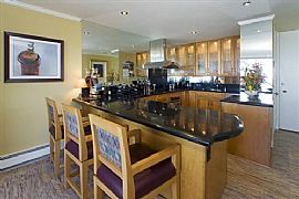 Just Great, Beautifully Appointed 1 BR Apartment in San Francisco, CA (Photo 3 of 12)