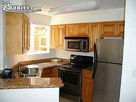 1 Bedroom Townhouse Near Island Club Dr in Indialantic, FL