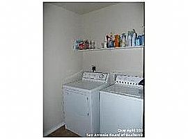 3 Bedroom, 2 Bath Home Conveniently Located Near Lackland Afb in San Antonio, TX (Photo 10 of 12)