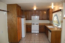 Lovely 4 Bedroom Rancho Home For Lease in Rancho Cucamonga, CA (Photo 2 of 7)