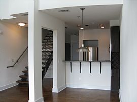 1 BR, 1.5 BA Condo with Hardwood Floors in Atlanta, GA (Photo 2 of 5)