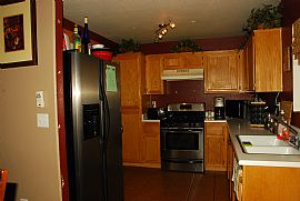 Beautiful Single Story in Gated Community Appliances Included!! in North Las Vegas, NV (Photo 6 of 12)
