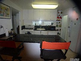 Ideal 4 Bedroom, Dutch Colonial Home on Spring Lane in Great Neck, NY (Photo 2 of 7)