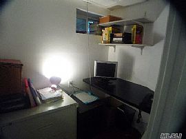 Ideal 4 Bedroom, Dutch Colonial Home on Spring Lane in Great Neck, NY (Photo 4 of 7)