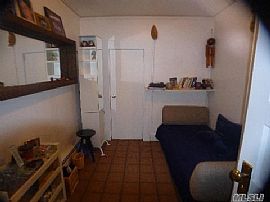 Ideal 4 Bedroom, Dutch Colonial Home on Spring Lane in Great Neck, NY (Photo 7 of 7)