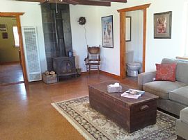 Private Home with It'S Own Beauty in Pioneertown, CA (Photo 5 of 6)