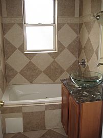 Luxurious 2 BD Condo with Marble Fireplace in New Austin Area  in Chicago, IL (Photo 3 of 8)