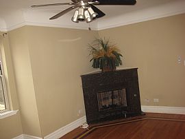 Luxurious 2 BD Condo with Marble Fireplace in New Austin Area  in Chicago, IL (Photo 4 of 8)