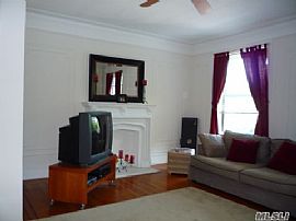 Wonderful Studio Apartment in The Heart of Great Neck in Great Neck, NY (Photo 3 of 12)